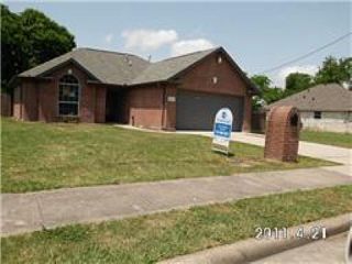 Foreclosed Home - 1022 PAUL ST, 77506