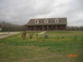 Foreclosed Home - 3307 BATTLEBELL RD, 77521