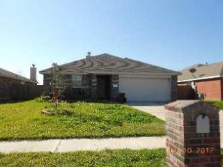 Foreclosed Home - 991 MULBERRY LN, 77535