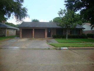 Foreclosed Home - 905 N KAUFMAN DR, 77536