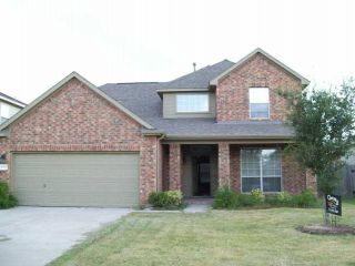 Foreclosed Home - 8723 E HIGHLANDS XING, 77562