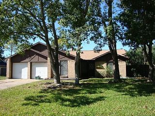 Foreclosed Home - 3004 MARINER DR, 77573
