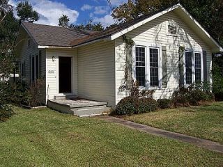 Foreclosed Home - 2401 BEAUMONT AVE, 77575