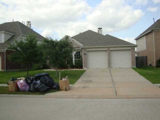 Foreclosed Home - 13021 CASTLEWIND LN, 77584
