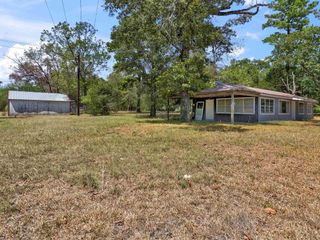 Foreclosed Home - 35954 US HIGHWAY 96 S, 77612