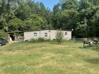 Foreclosed Home - 845 COUNTY ROAD 4440, 77660