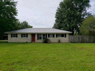 Foreclosed Home - 16271 Hamshire Rd, 77665
