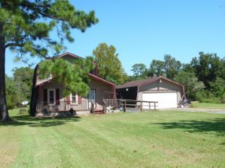 Foreclosed Home - 17442 OLD SOUR LAKE RD, 77713