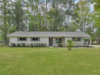 Foreclosed Home - 13355 LEANING OAKS DR, 77713