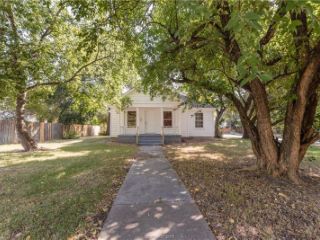 Foreclosed Home - 1108 E 30TH ST, 77802