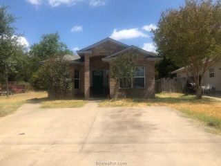 Foreclosed Home - 710 LIVE OAK ST, 77803