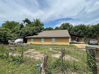 Foreclosed Home - 1626 CONLEE ST, 77803