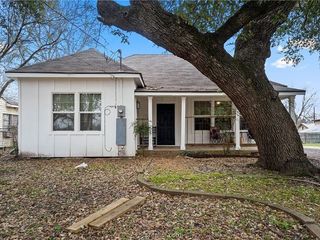 Foreclosed Home - 1300 ANTONE ST, 77803