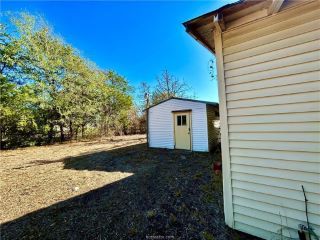 Foreclosed Home - 21652 HIGHWAY 90 N, 77831