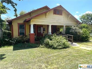 Foreclosed Home - 201 S PORTER ST, 77836