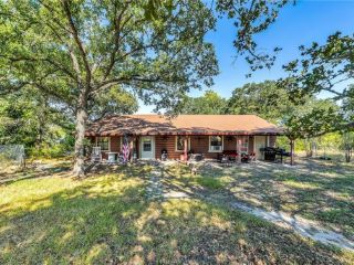 Foreclosed Home - 1590 OVERLOOK DR, 77836