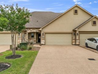 Foreclosed Home - 1802 LONETREE DR, 77845