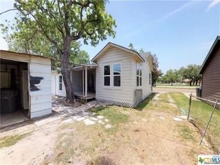 Foreclosed Home - 2409 E RED RIVER ST, 77901