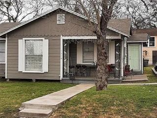 Foreclosed Home - 1310 E POWER AVE, 77901