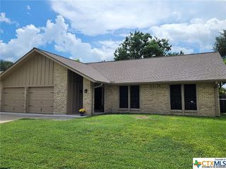 Foreclosed Home - 113 BOWLING GREEN DR, 77904