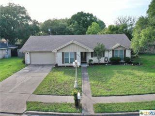 Foreclosed Home - 402 YORKSHIRE LN, 77904