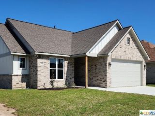 Foreclosed Home - 506 WINDY WAY DR, 77904