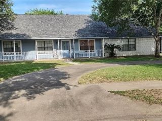 Foreclosed Home - 225 KIRKWALL ST, 77904