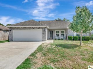 Foreclosed Home - 405B W LARKSPUR ST, 77904