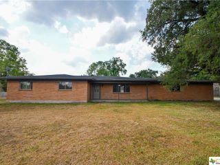 Foreclosed Home - 209 YUCCA DR, 77904