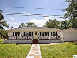Foreclosed Home - 301 KING ST, 77954