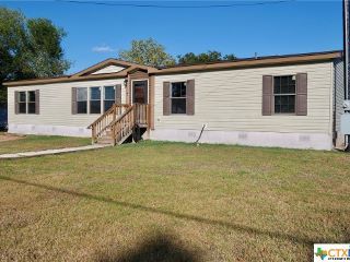 Foreclosed Home - 803 S GONZALES ST, 77954