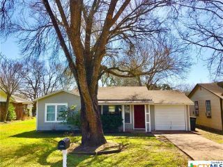Foreclosed Home - 509 W BOIS DARC ST, 77957