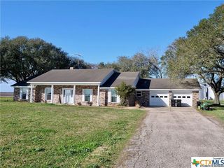 Foreclosed Home - 2218 FM 1823, 77962