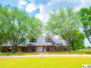 Foreclosed Home - 1141 US HIGHWAY 77 N, 77964