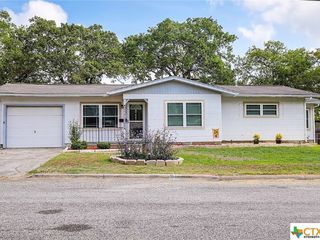 Foreclosed Home - 513 PAGE ST, 77964