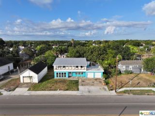 Foreclosed Home - 311 S COMMERCE ST, 77979