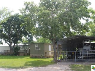 Foreclosed Home - 402 W HOUSTON AVE, 77983