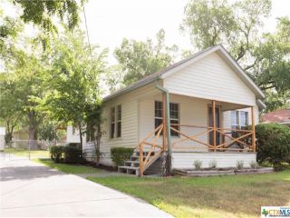 Foreclosed Home - 109 S AVENUE G, 77984