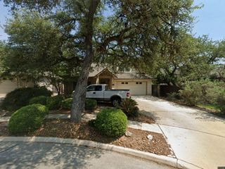 Foreclosed Home - 108 VILLAGE CV, 78006