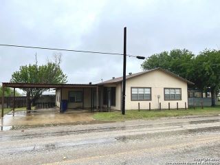Foreclosed Home - 224 S EDWARDS AVE, 78011