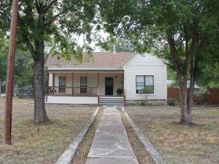 Foreclosed Home - 429 ROSS ST, 78028