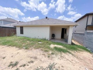 Foreclosed Home - 5537 LAGO DEL VALLE DR, 78046