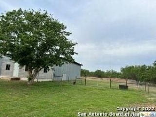 Foreclosed Home - 1550 DUGOSH RD, 78064