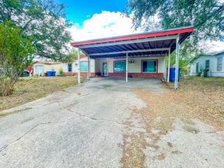 Foreclosed Home - 1512 E BOWIE ST, 78102