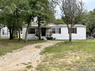 Foreclosed Home - 23410 DRAGON ROCK RD, 78112