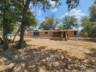 Foreclosed Home - 219 FLORES OAKS DR, 78114