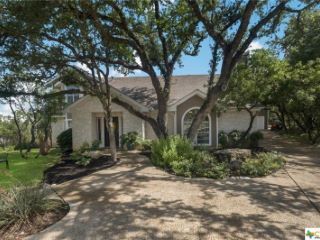 Foreclosed Home - 1422 CYPRESS BEND CV, 78130