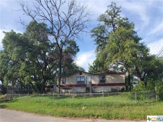 Foreclosed Home - 397 RIDGEVIEW DR, 78133