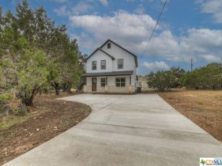 Foreclosed Home - 360 CAVESIDE DR, 78133