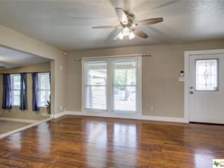 Foreclosed Home - 208 MITCHELL AVE, 78154
